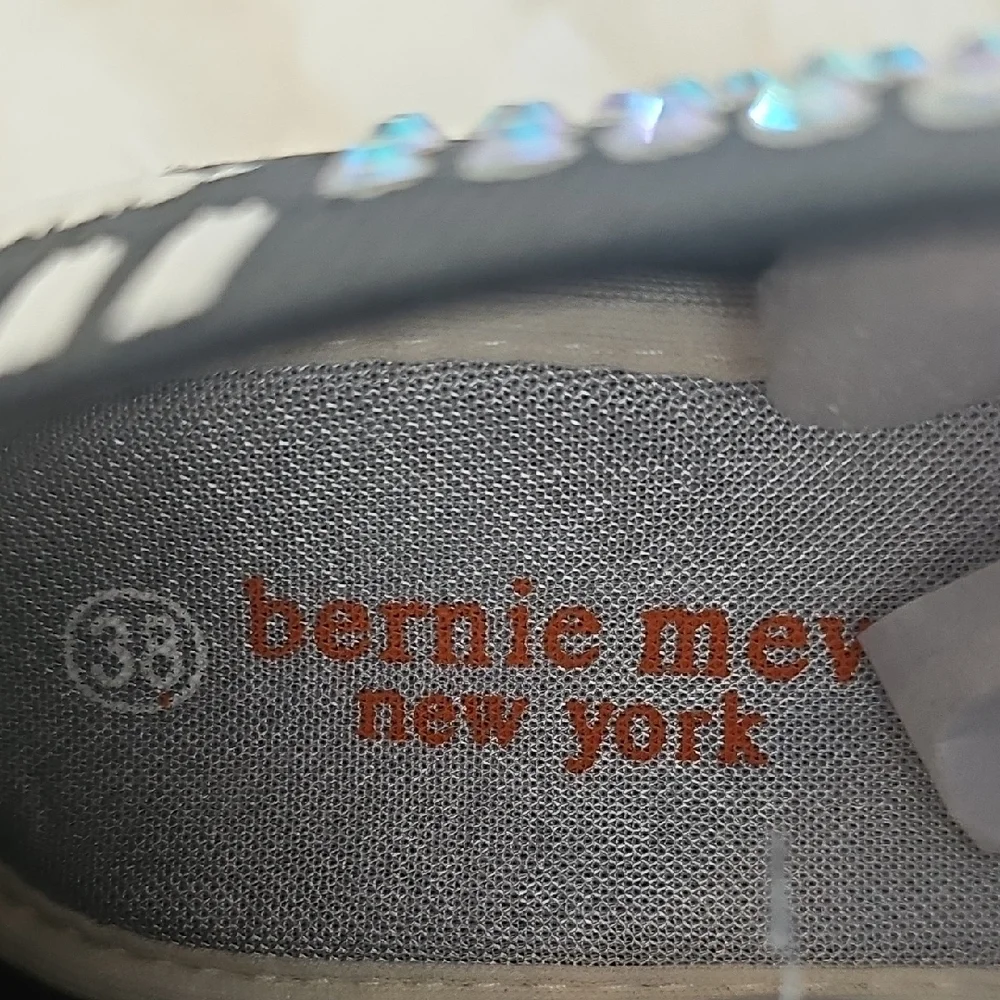 bernie mev. Black and White Vegan Sneakers